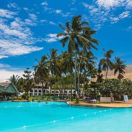 Reef Hotel Mombassa Buitenkant foto