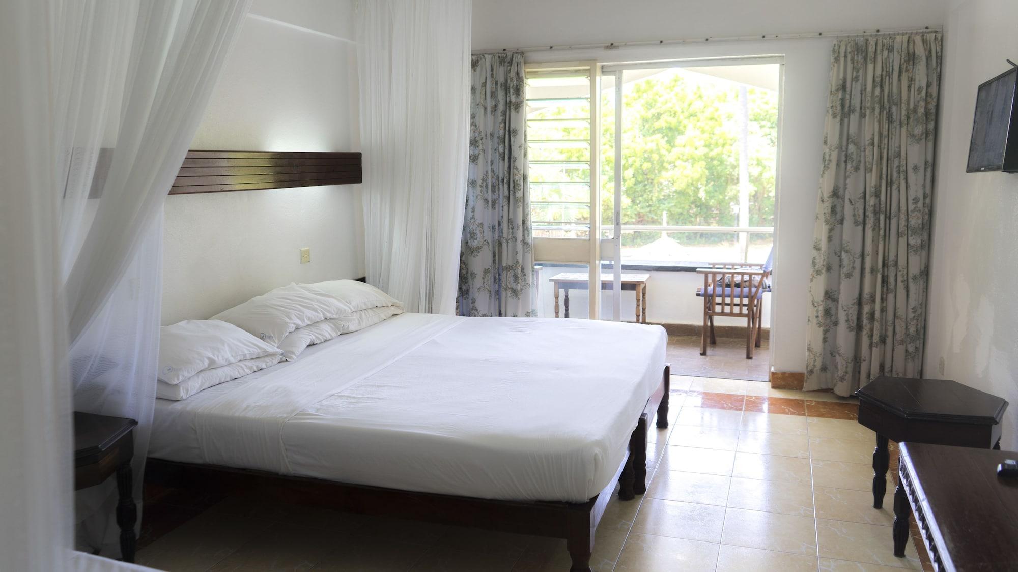 Reef Hotel Mombassa Buitenkant foto