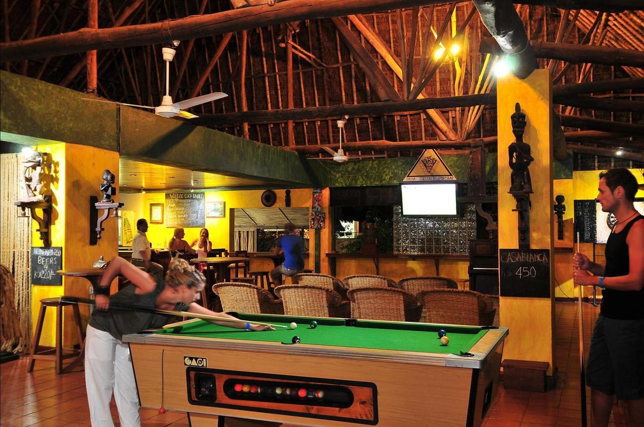 Reef Hotel Mombassa Buitenkant foto