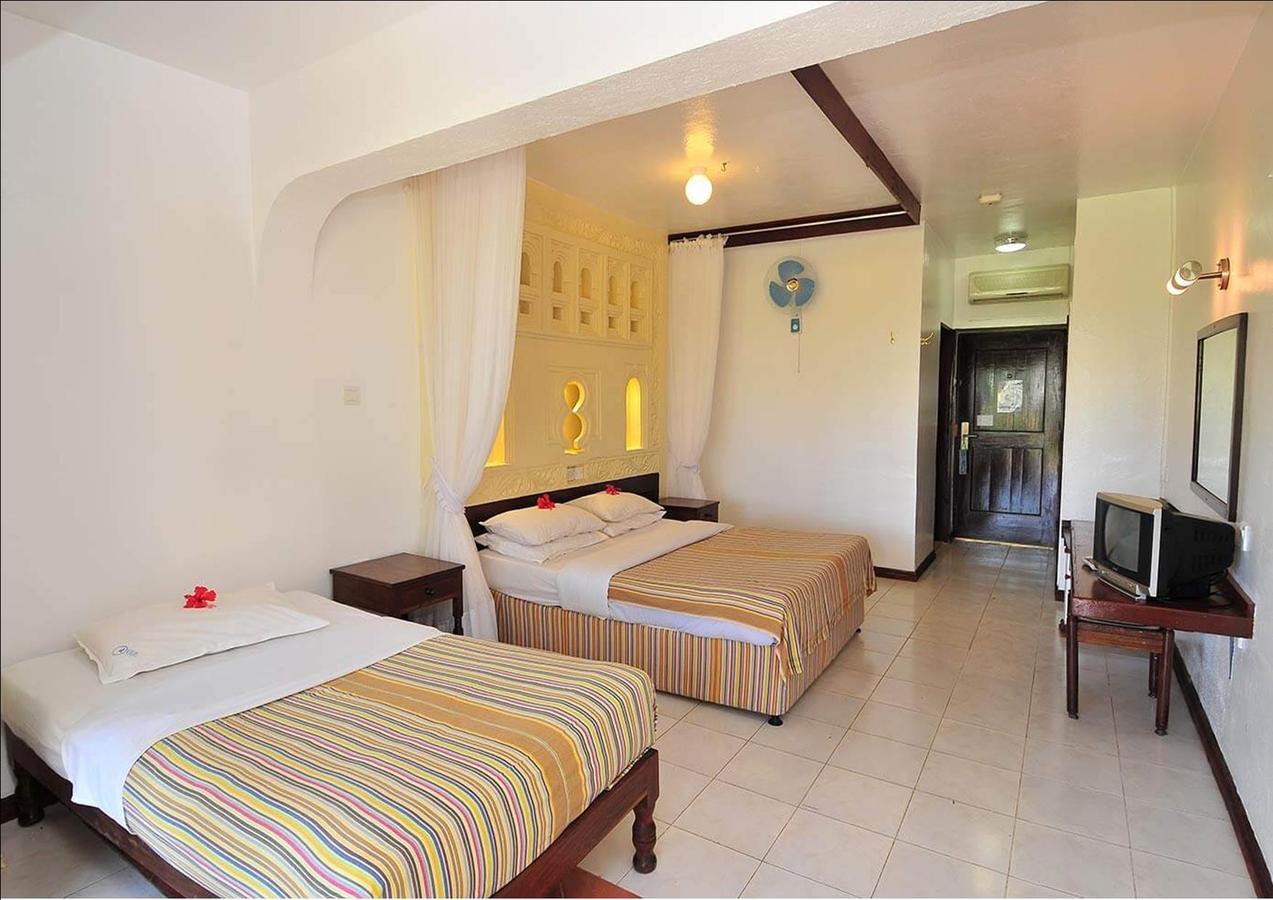 Reef Hotel Mombassa Buitenkant foto
