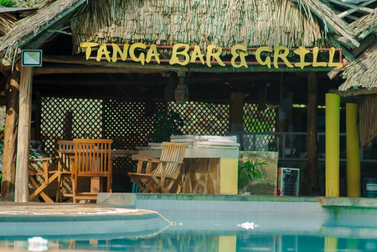 Reef Hotel Mombassa Buitenkant foto