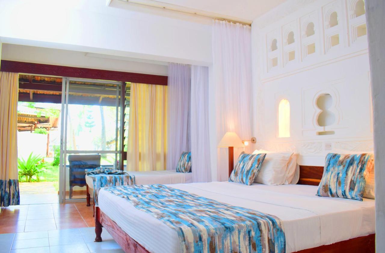 Reef Hotel Mombassa Buitenkant foto